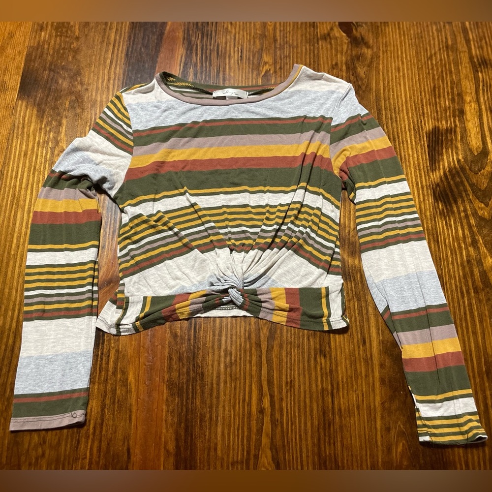 Gaze Knotted Long Sleeve Striped Top
